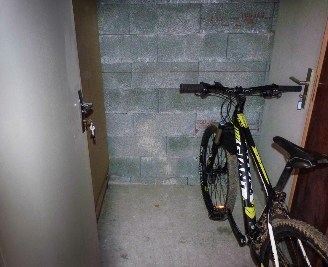 Pre De Bares Apartment ลูซ-แซ็ง-โซเวอร์ ภายนอก รูปภาพ